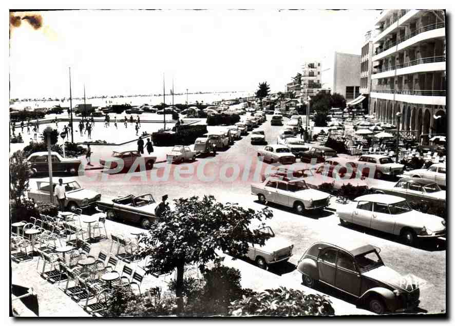 CPSM Canet la Plage place de la méditerranée