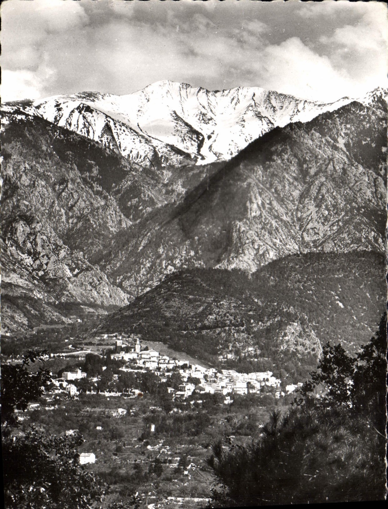 CPSM Vernet Les Bains panorama pic du canigou