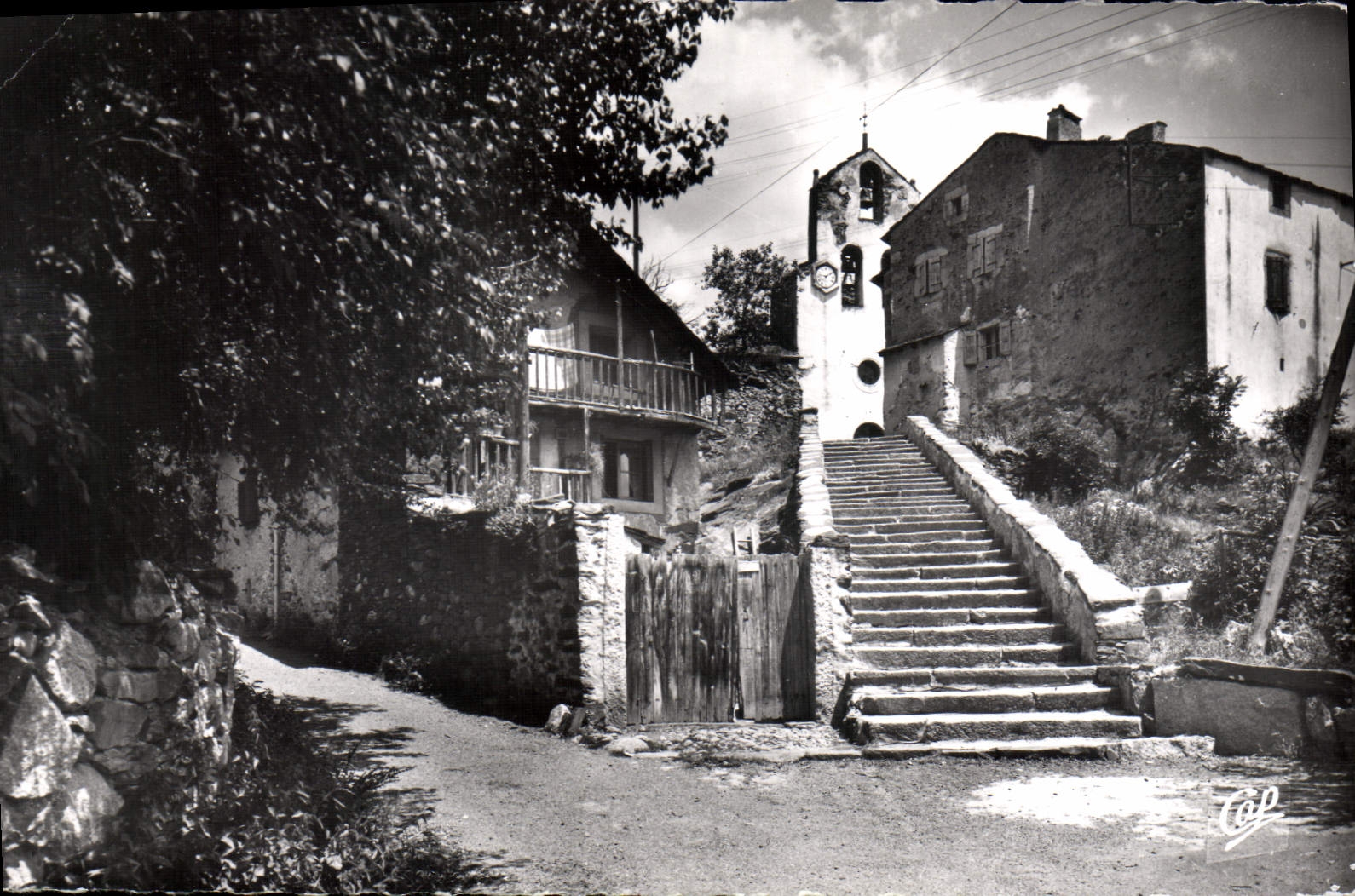 CPA LA TOUR DE Carol église