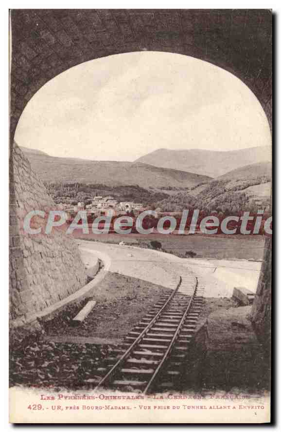 CPA La Cerdagne Ur Bourg Madame Vue Prise du tunnel