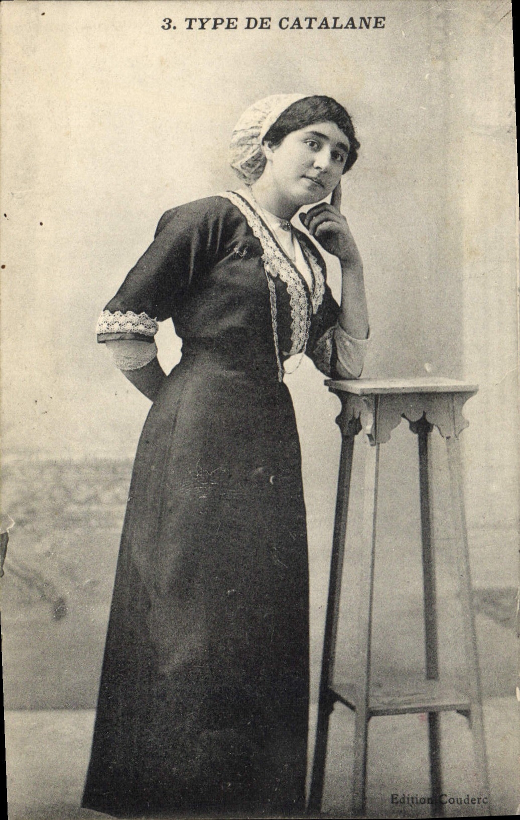 CPA Type De Catalane
