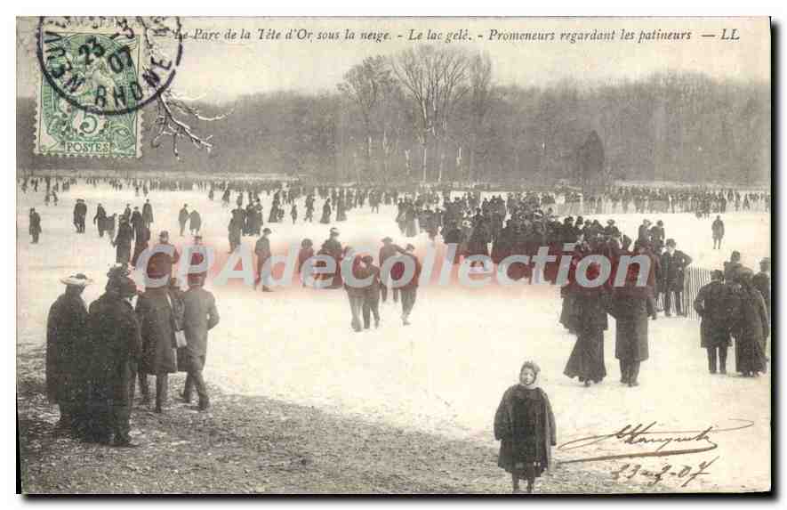 CPA Lyon Parc De La Tete D'Or Sous La Neige lac gelé patineurs patin à glace