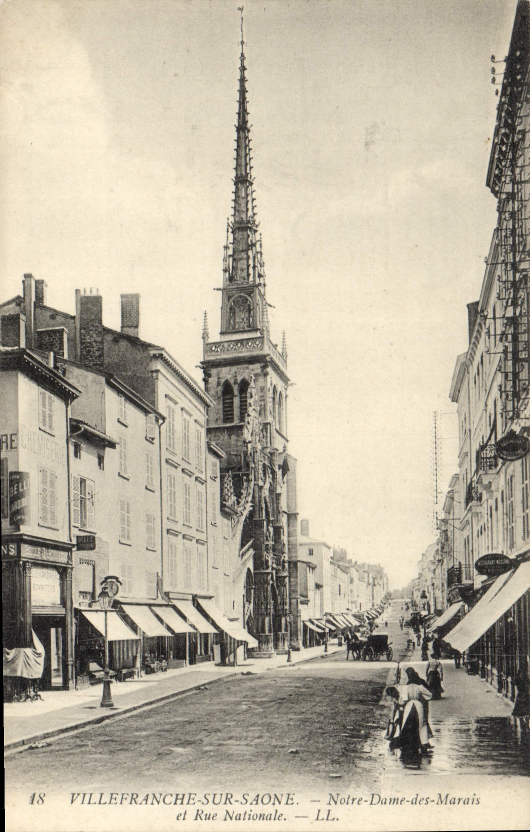 Villefranche-sur-Saône — Notre-Dame-des-Marais und Rue Nationale — L.L.