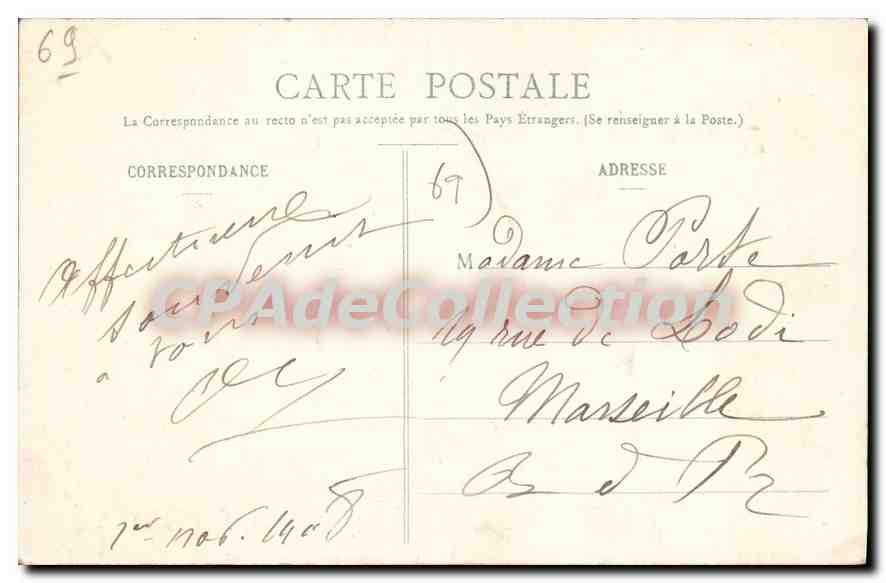 CPA Chazay D'Azergues Cour château — Verso