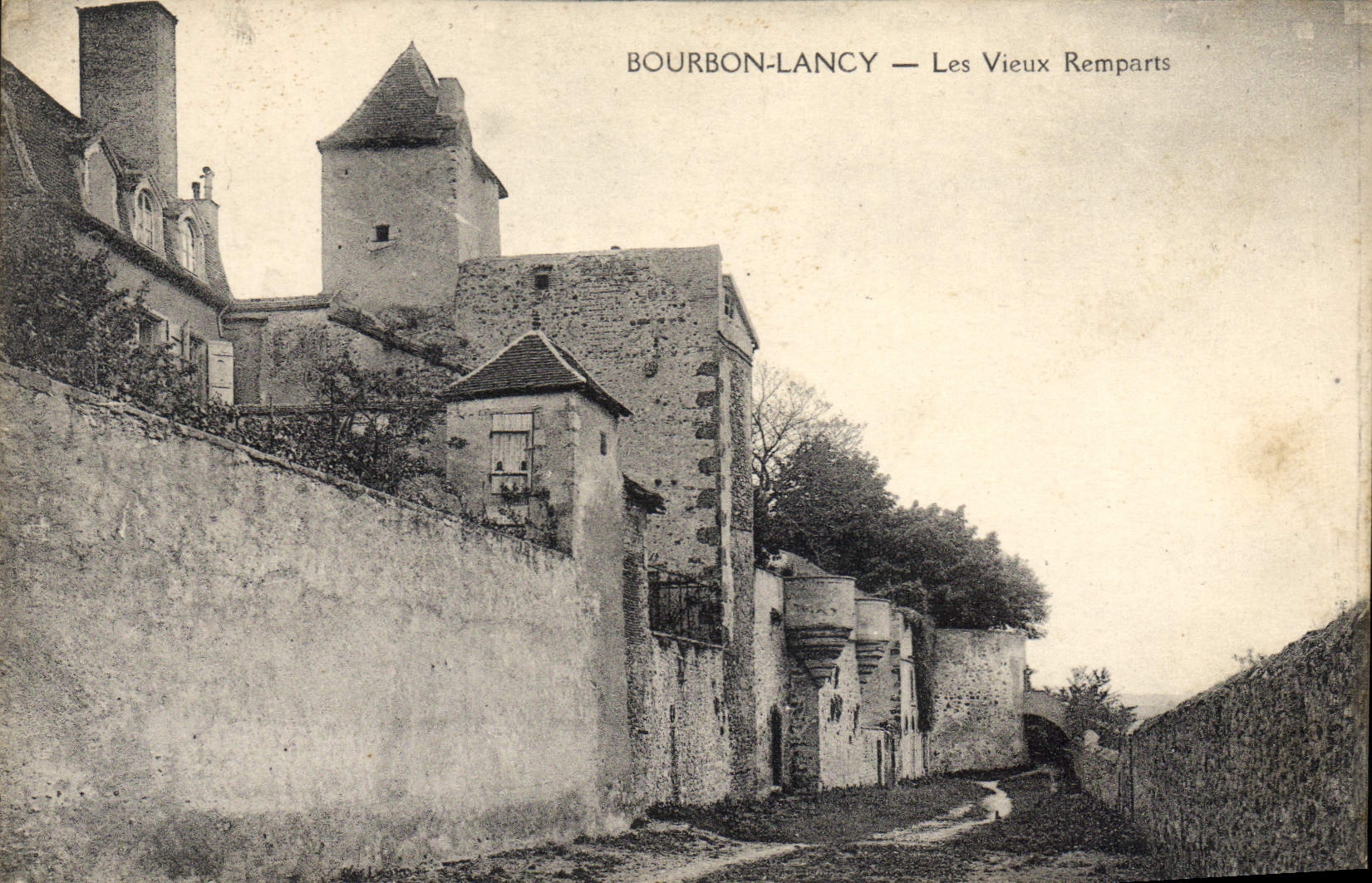 Bourbon-Lancy — Die alten Mauern