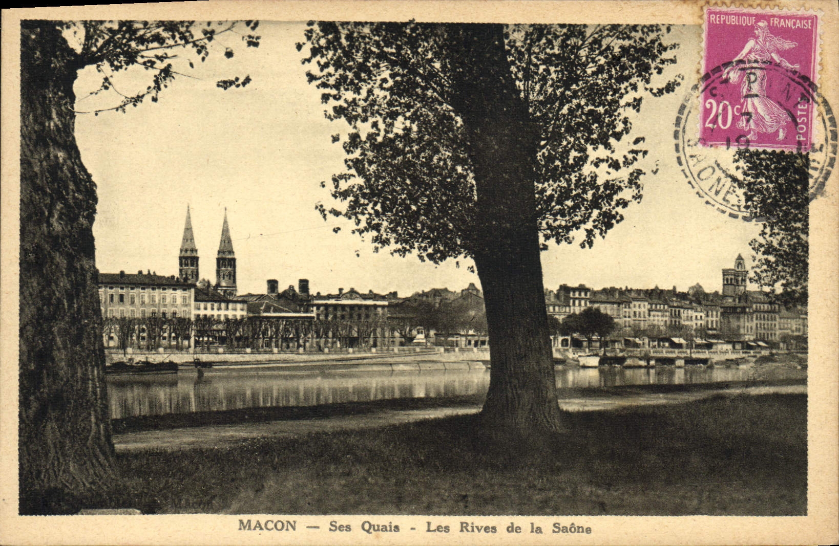 Macon — Ses Quais — Les Rives de la Saône