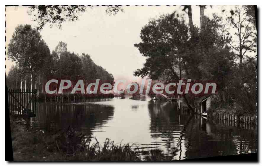 CPA Chartre Sur le Loir Les Bords Du Loir Barrage