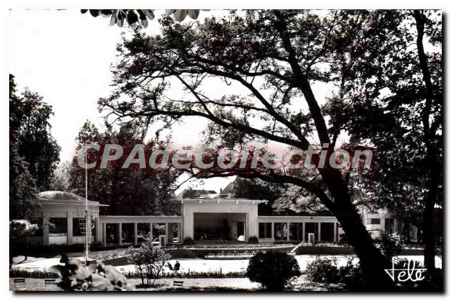 CPA Aix Les Bains Le Parc Et Le Theatre