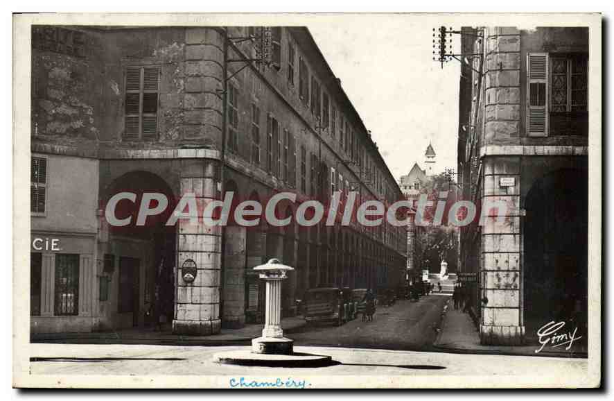 CPA Chambery rue de Boigne portiques château