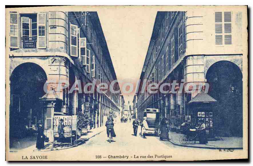 CPA Chambery La Rue Des Portiques