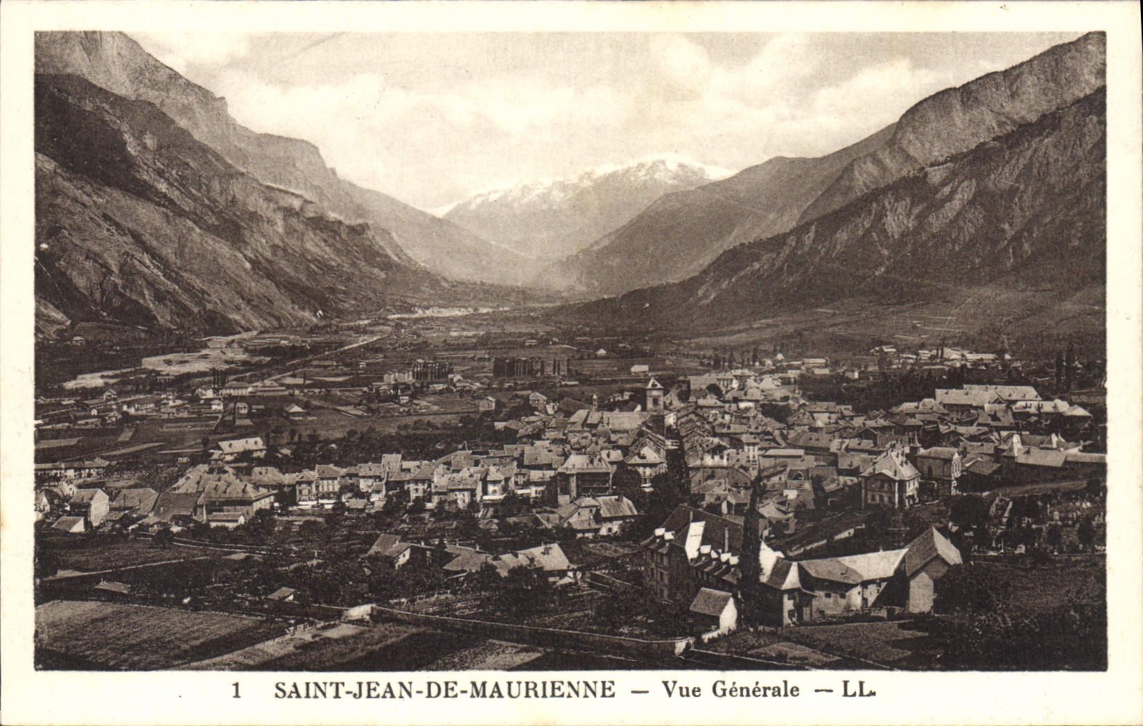 CPA Saint Jean De Maurienne Vue Generale