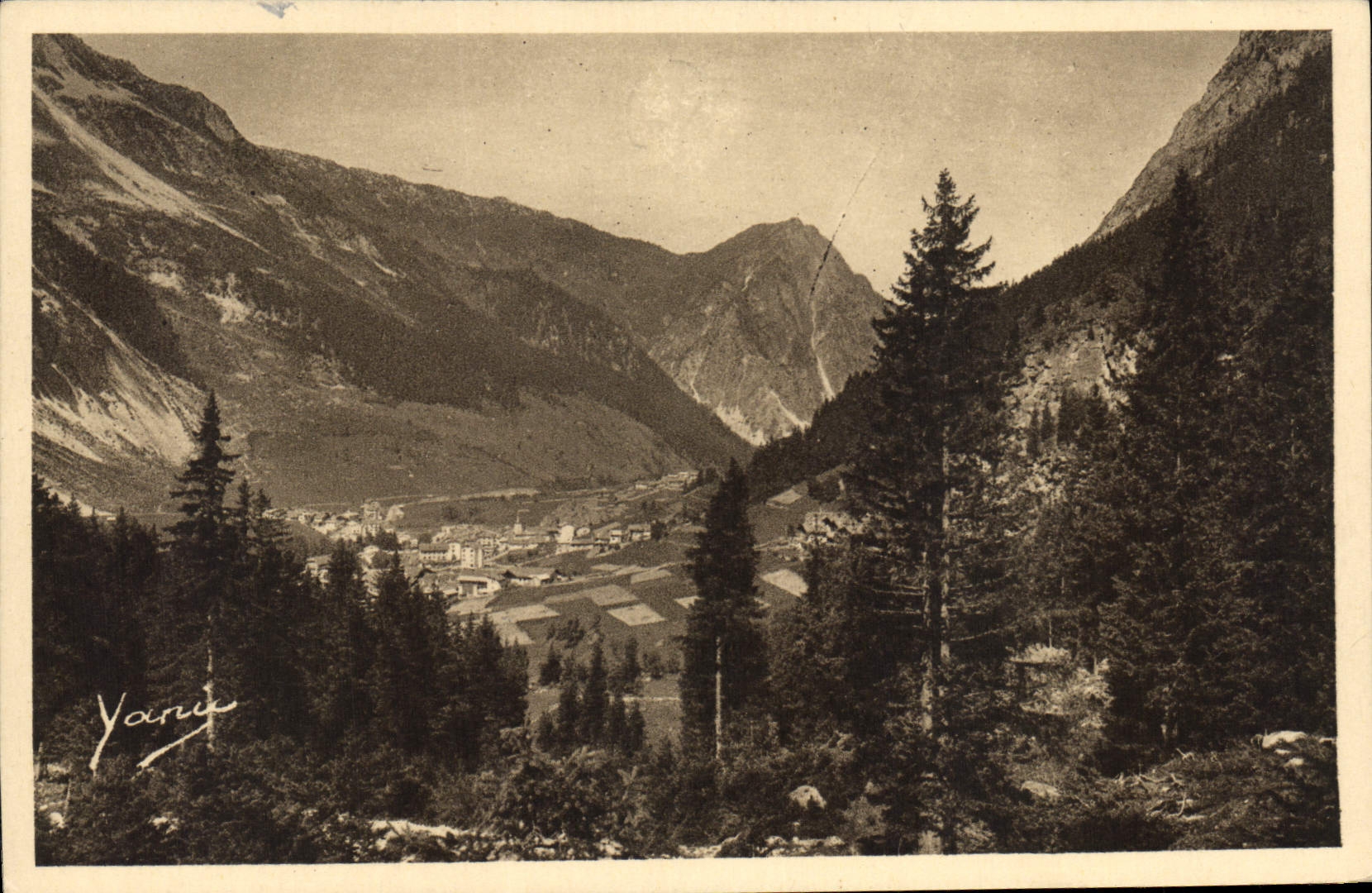 CPA Pralognan Le Paysage Et La Pointe de villeneuve