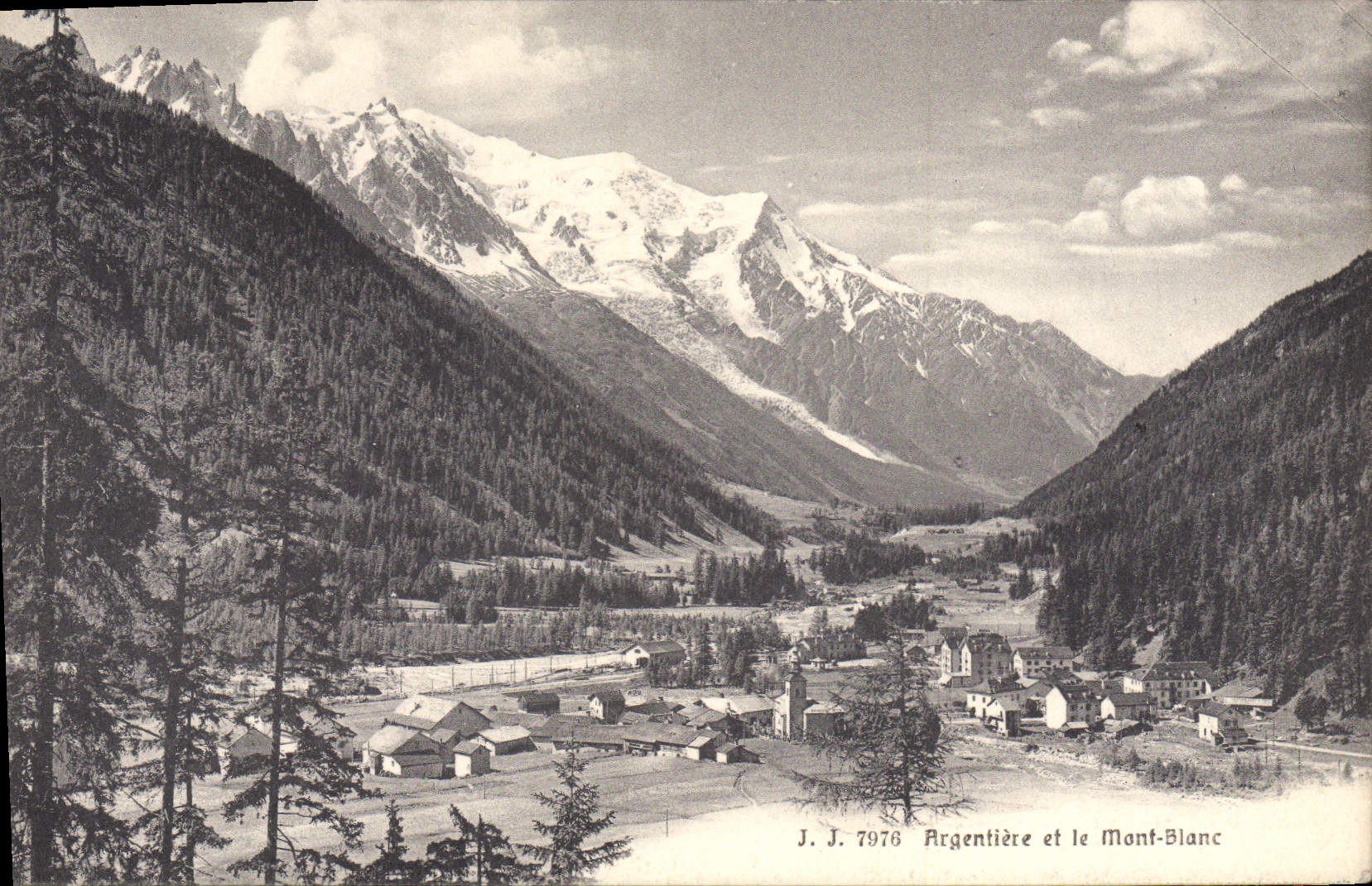 Argentière et le Mont-Blanc — vue panoramique — J. J. 7976