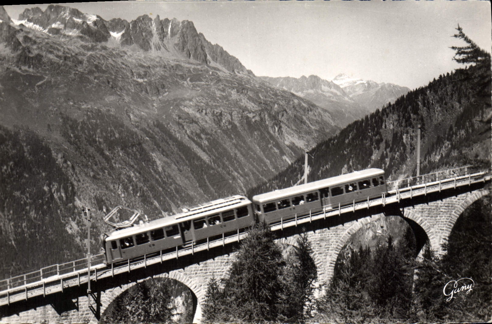 Chamonix - Mont Blanc (1050 m.) - Chemin de Fer de Montenvers et les Aiguilles Rouges — Gung