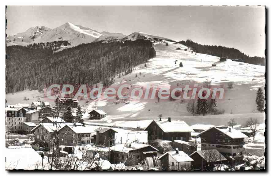 La Clusaz — Vue des pistes : Crêt du Merle, Loup, Crêt de l'Aiguille — Photo Merillon