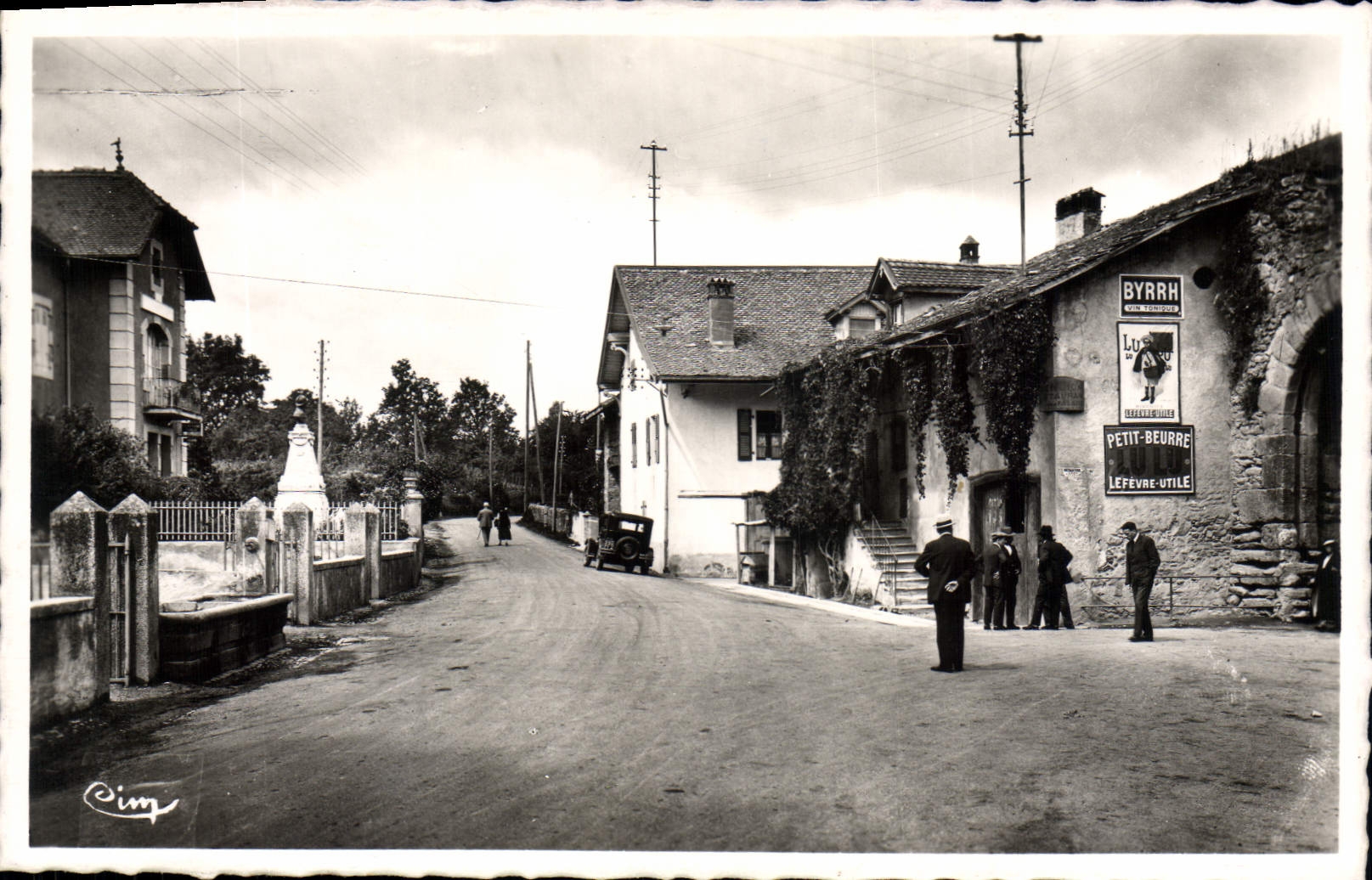 Yvoire (Hte-Savoie) — Place de la Mairie — Cim