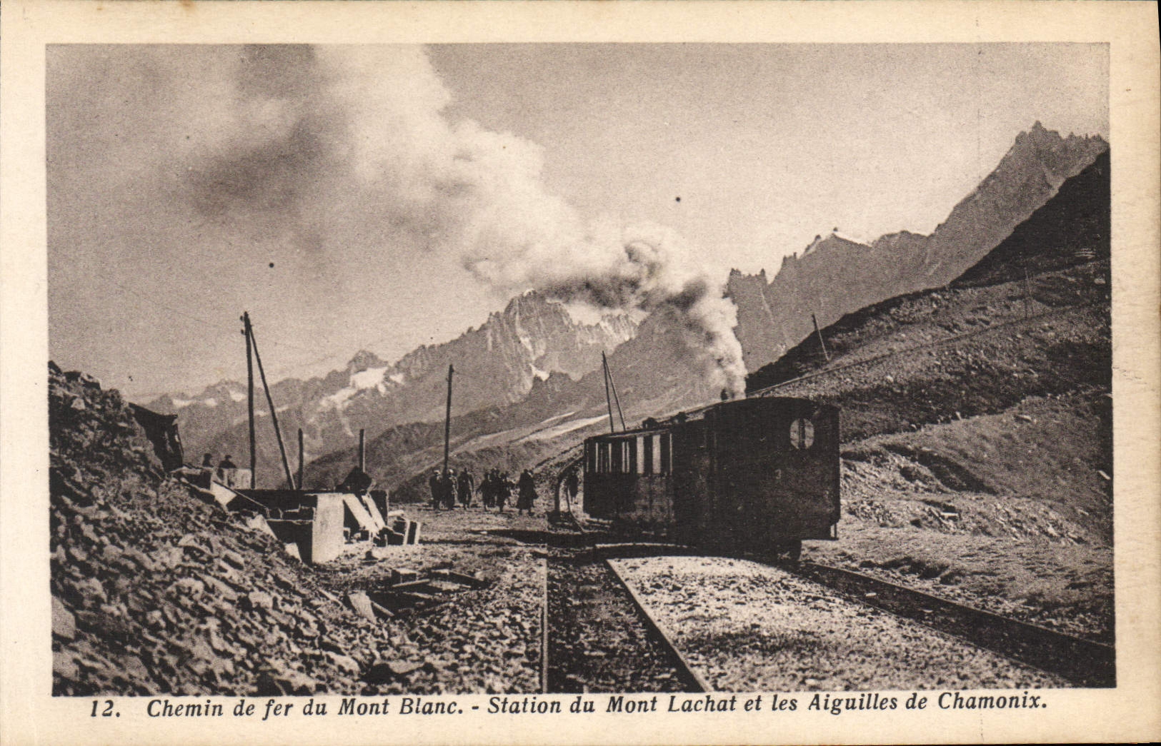 Station du Mont Lachat et les Aiguilles de Chamonix — Chemin de fer du Mont Blanc — n°12