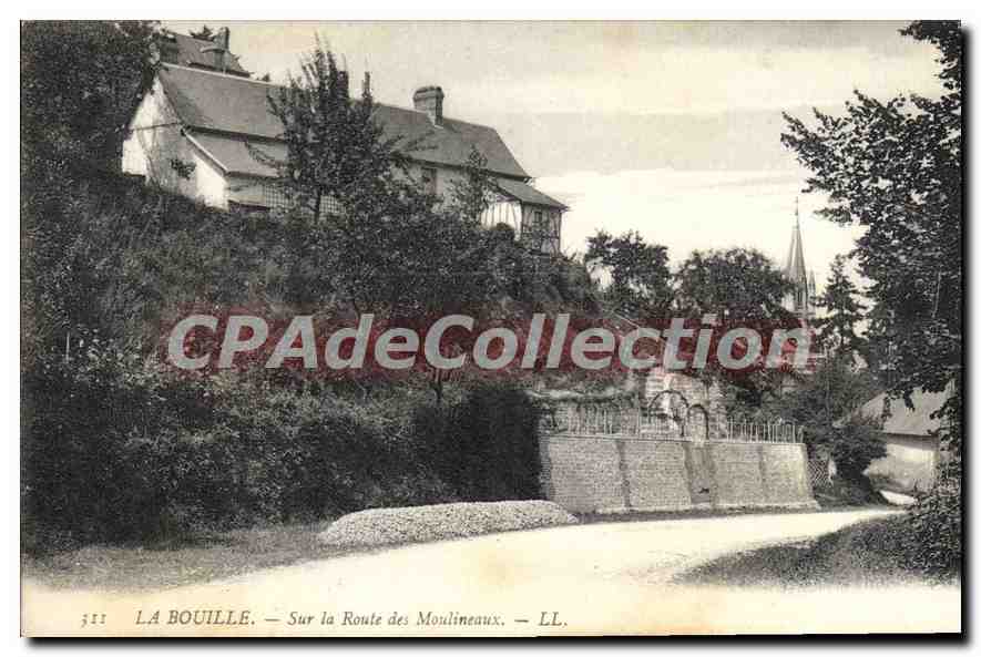 CPA La Bouille Sur La Route Des Moulineaux