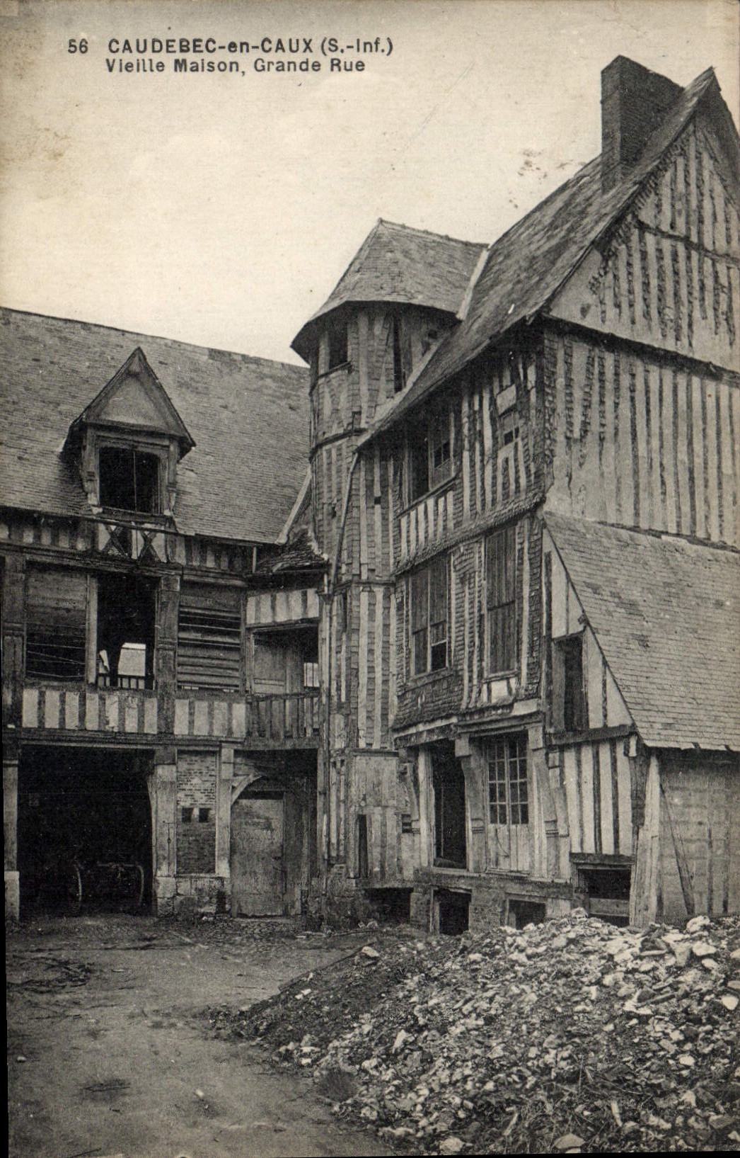 CPA Caudebec En Caux Vieille Maison Grande Rue
