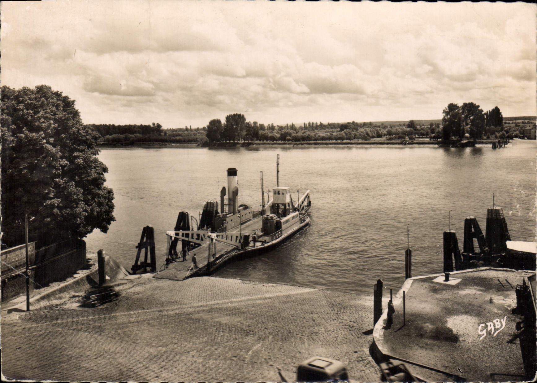 Ferry sur la Loire — Gaby — Éditeur Gaby, N° 76 - Anverso