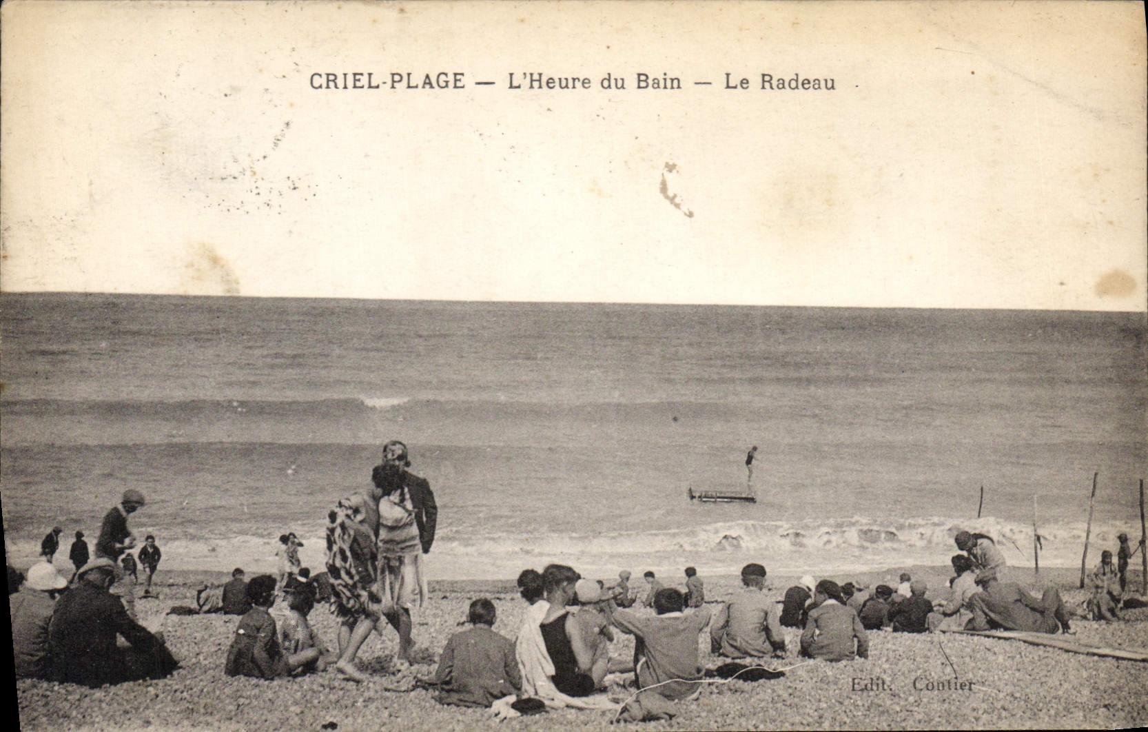 CPA Criel Plage L'Heure Du Bain Le Radeau