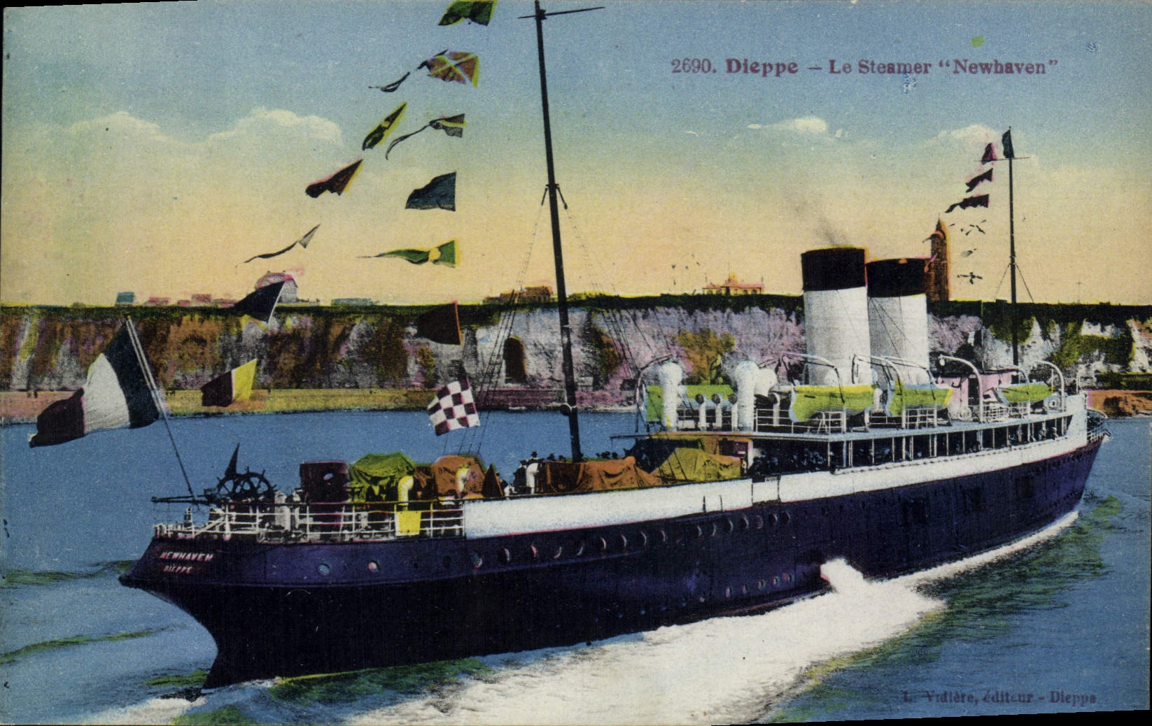 CPA Dieppe Le Steamer Newhaven
