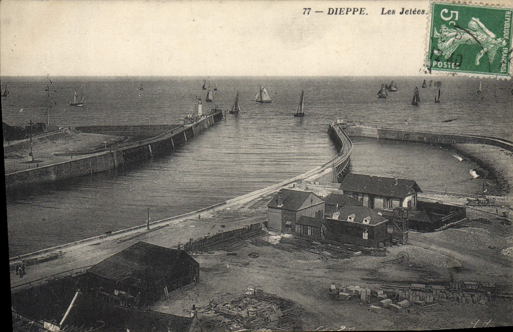 Dieppe — Les Jetées — Éditeur inconnu, n° 77