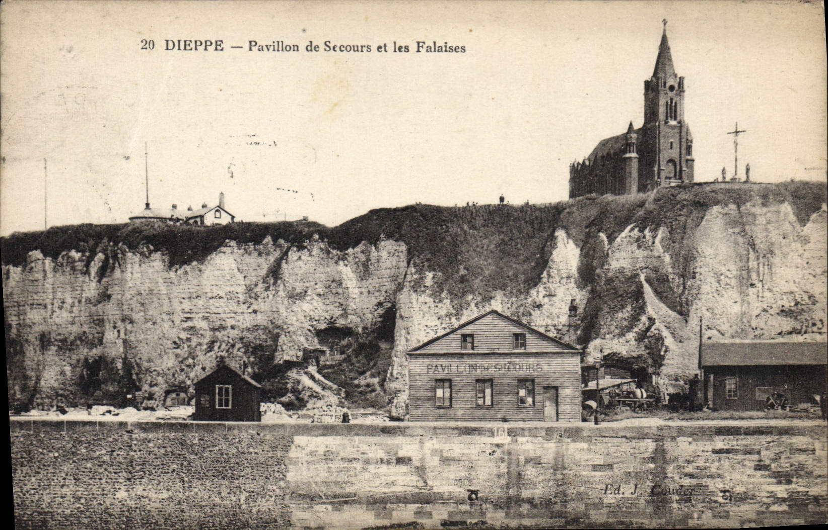 Dieppe — Pavillon de Secours et les Falaises — Ed. J. Couton, n° 20