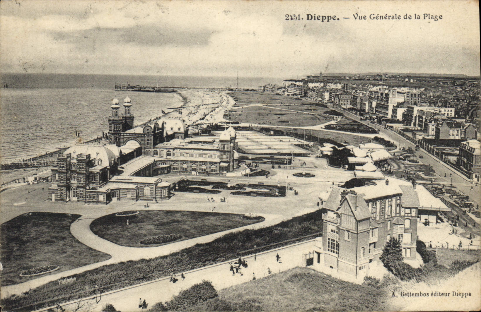 Dieppe — Vue Générale de la Plage — A. Bettembos éditeur Dieppe