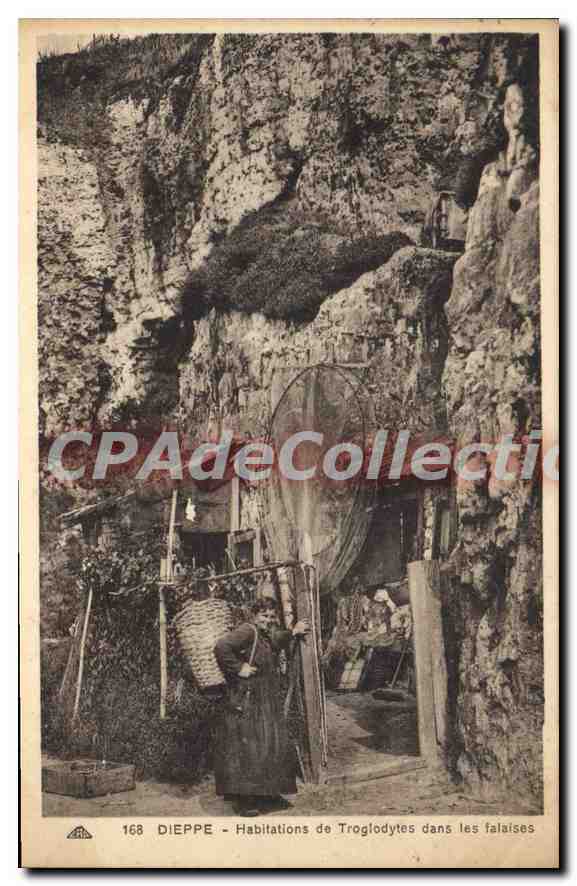 CPA Dieppe Habitations De Troglodytes Dans Les Falaises