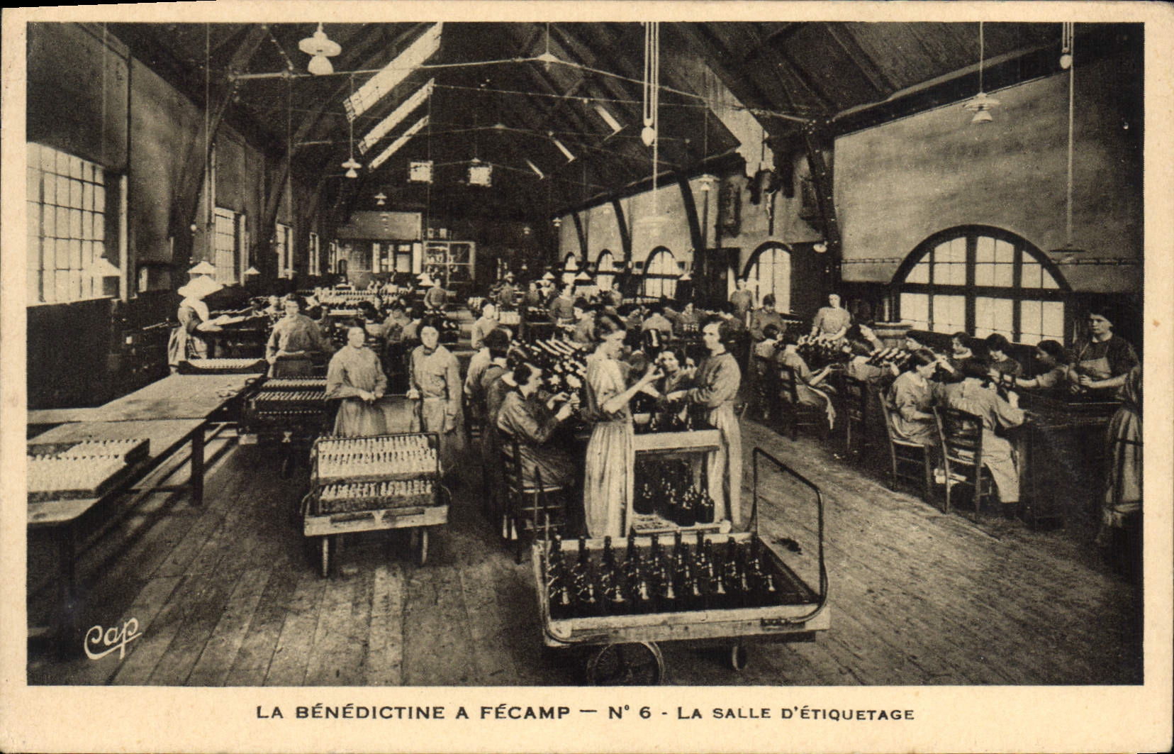 CPA Fecamp La Salle D'Etiquetage la Bénédictine