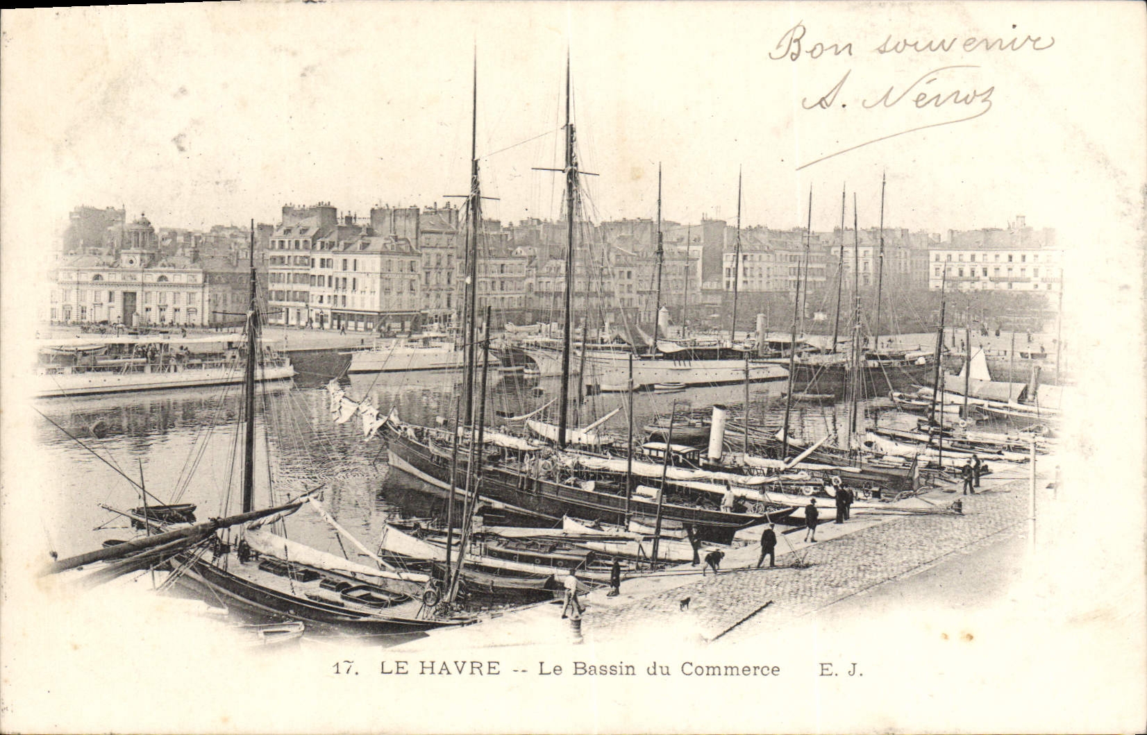 CPA Le Havre Le Bassin Du Commerce