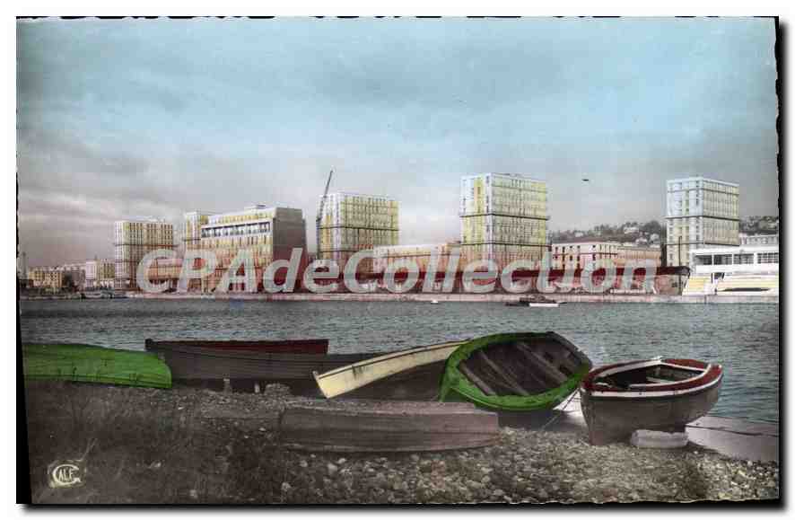 CPA Le Havre Le Bassin Du Commerce nouveaux immeubles