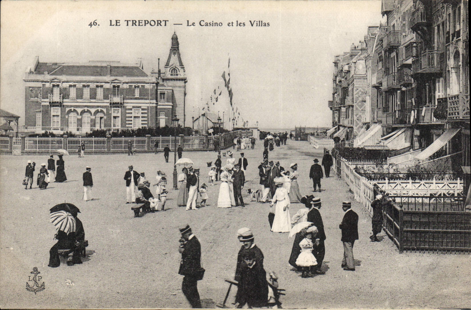 CPA Le Treport Le Casino Et Les Villas