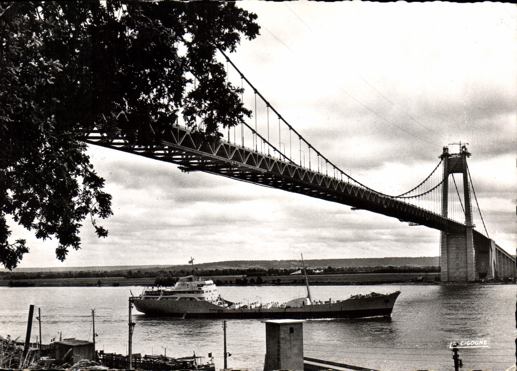 Pont de Tancarville — höchster Hängbrücke in Europa — La Cigogne, N° 7013