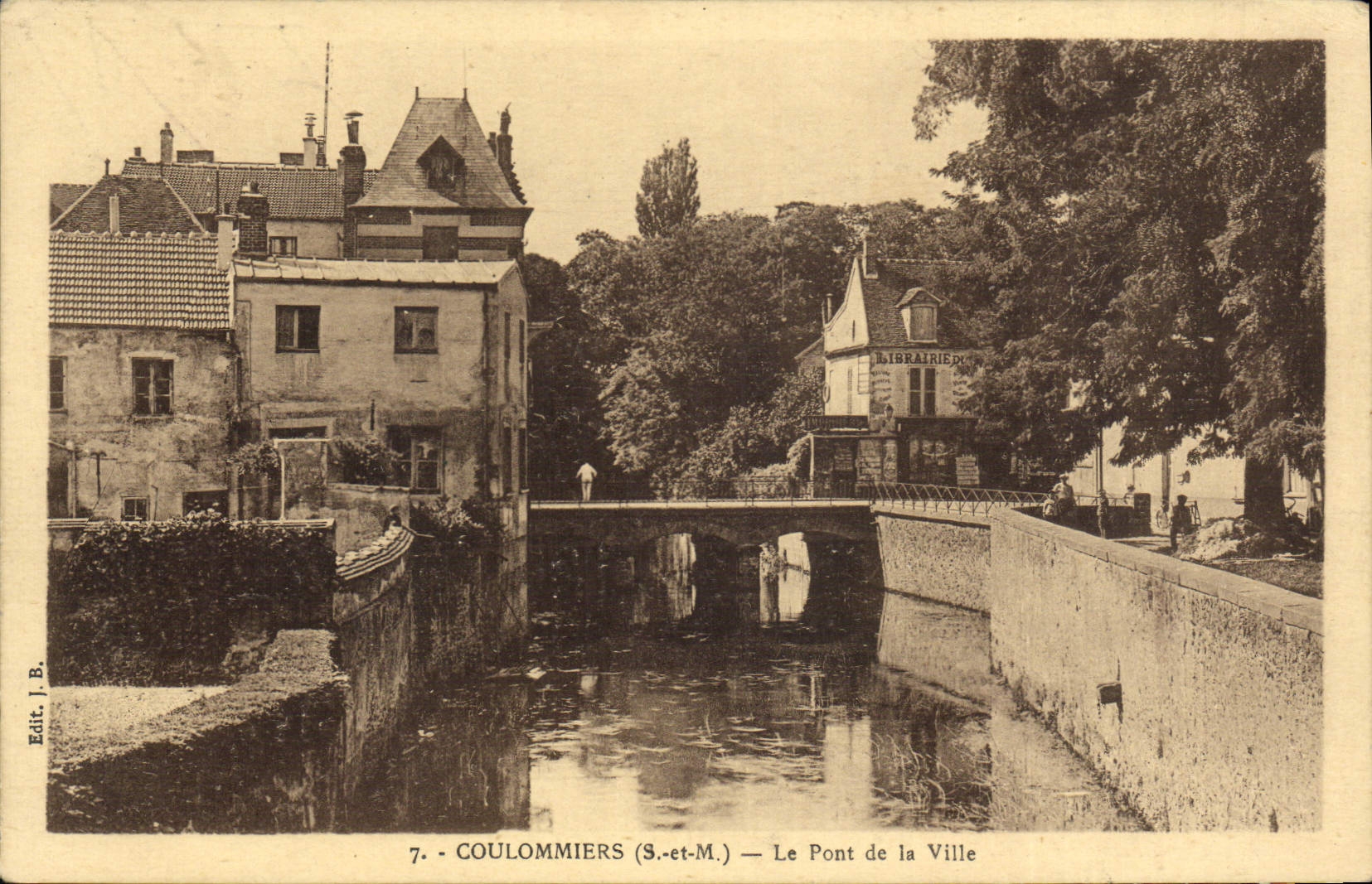 Coulommiers (S.-et-M.) — Le Pont de la Ville — Edit. J.B.