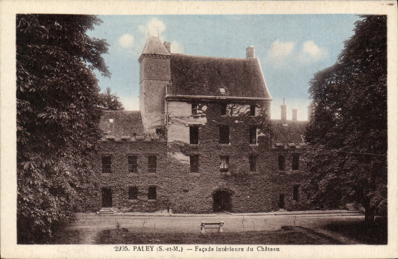 Paley (S.-et-M.) — Façade intérieure du Château — E. Mignon, Nangis