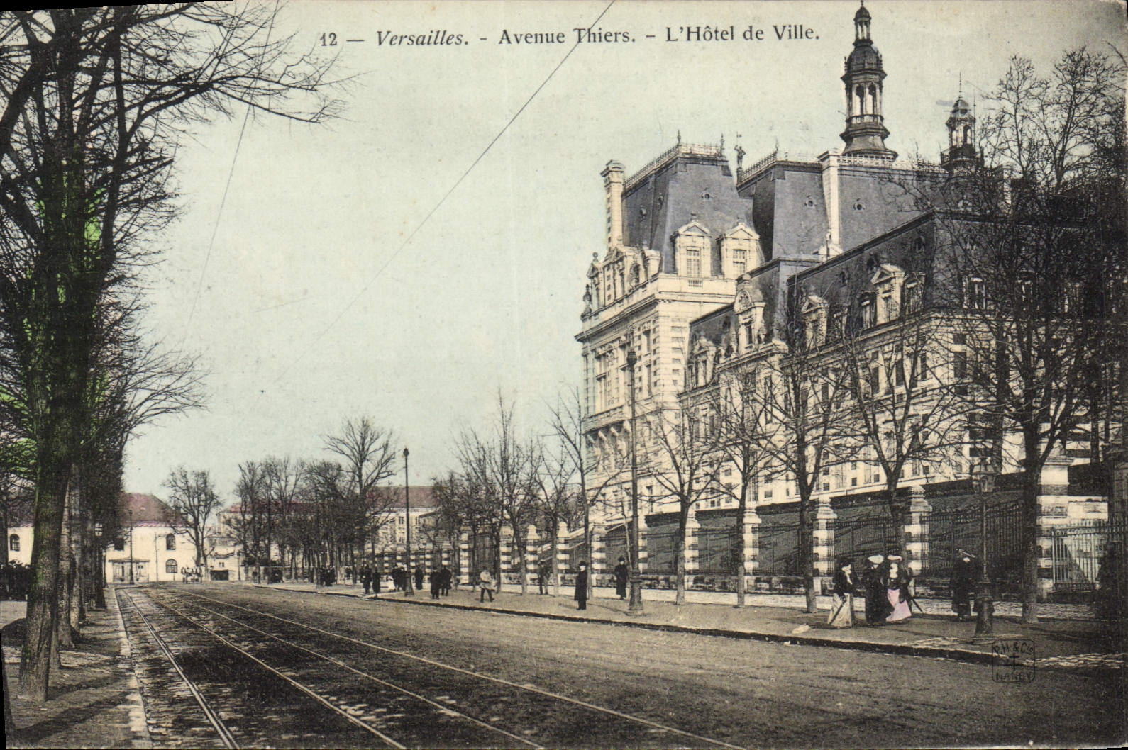 Versailles - Avenue Thiers - L'Hôtel de Ville