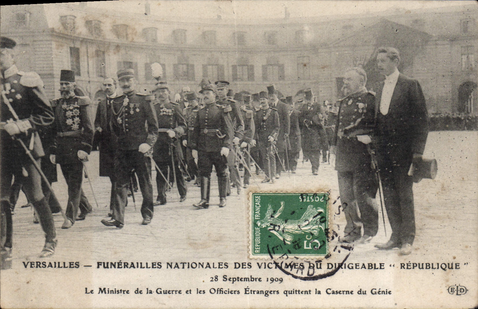 Versailles — Funérailles nationales des victimes du dirigeable « République » — 28 Septembre 1909 — E.D. éditeur