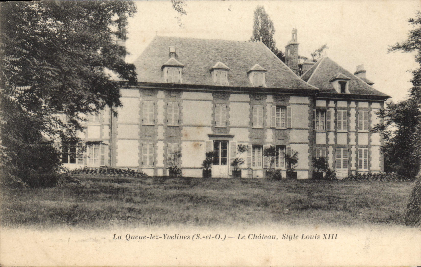 La Queue-le-Yvelines (S.-et-O.) — Le Château, Style Louis XIII