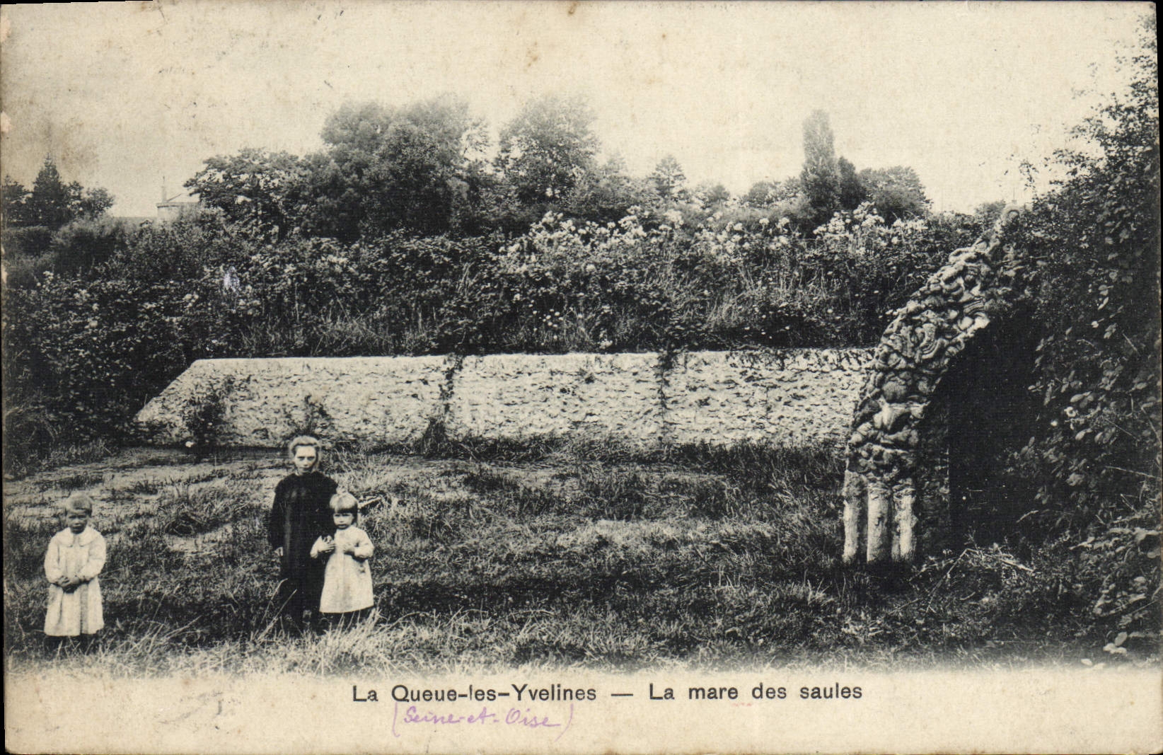 La Queue-les-Yvelines — La mare des saules — éditeur Simi-Bonnure, Paris