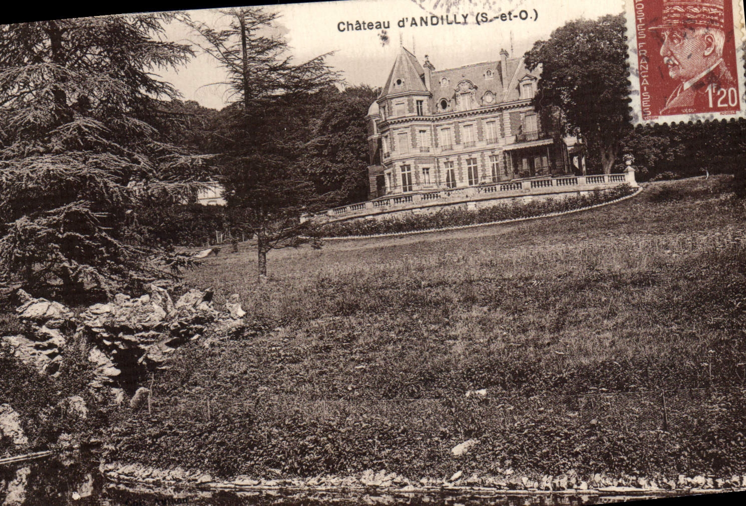 Château d'Andilly (S.-et-O.) — vue du château entouré de jardins et de pins — éditeur non visible - Recto