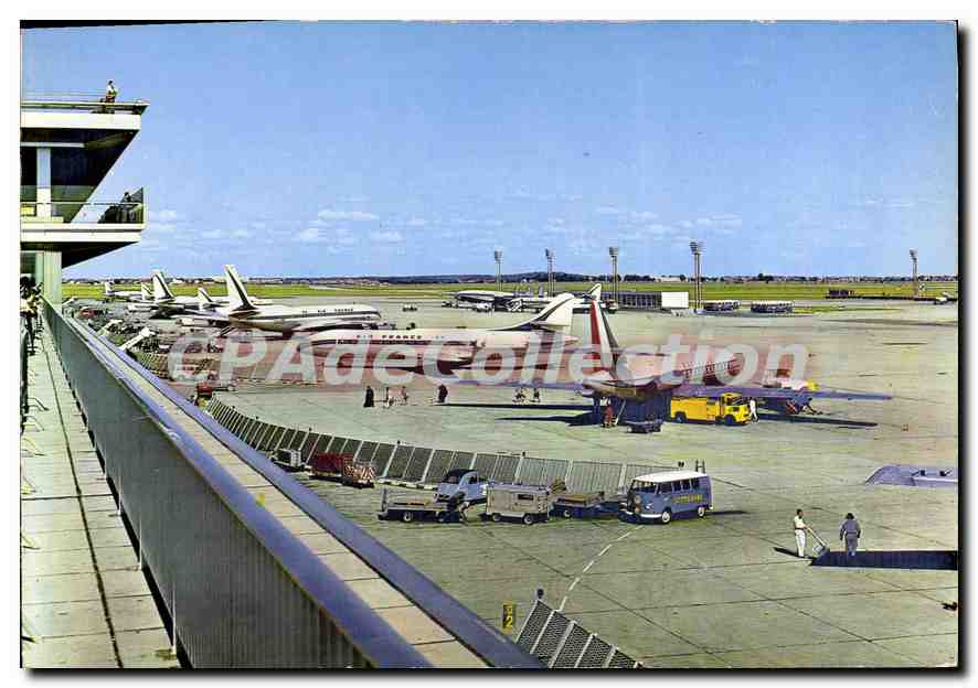 CPSM Aeroport De Paris Orly L'Aire De Stationnement