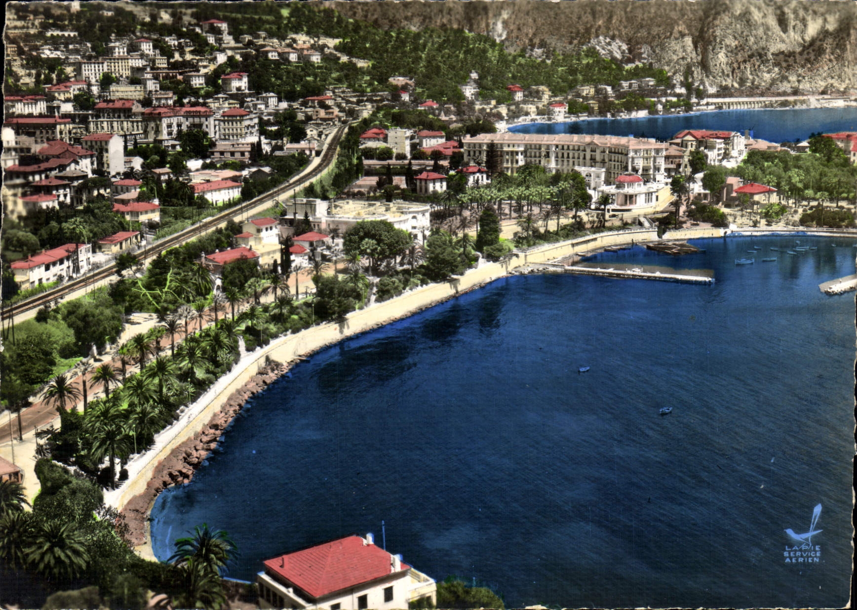 Beaulieu-sur-Mer — Vue générale — Lapie Service Aérien