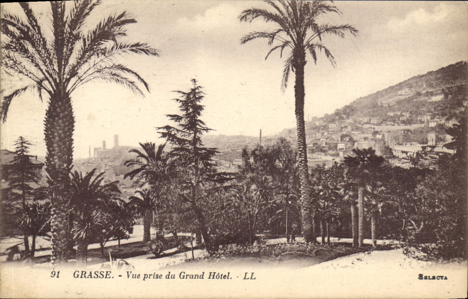 Grasse - Vue prise du Grand Hôtel — Selecta, n°91