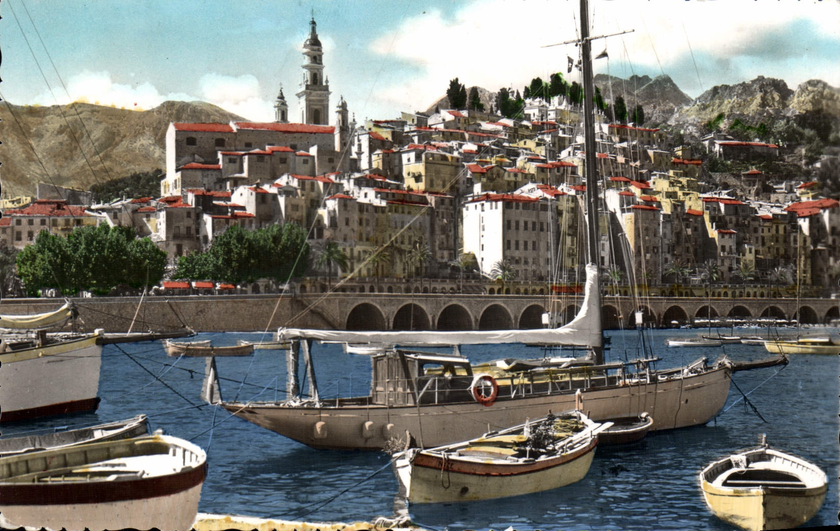 Menton — Vue du Port et Vieille Ville — L. GILLETTE & Cie, Menton