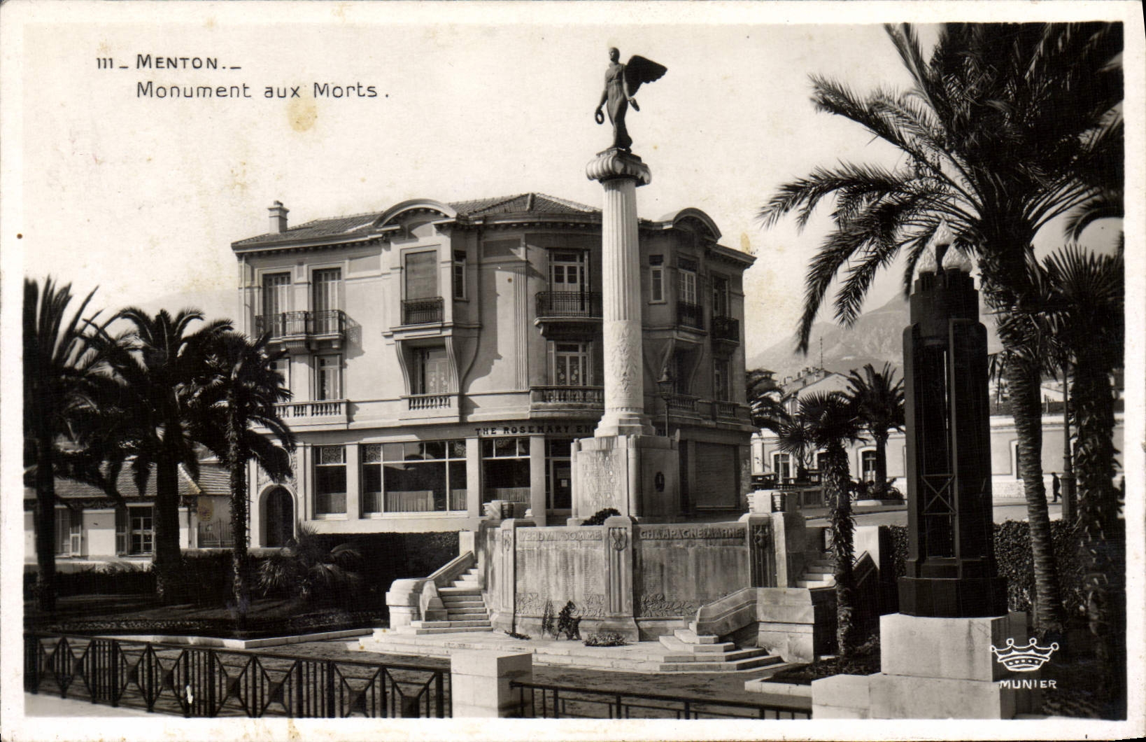 Menton — Monument aux Morts — Éditions Part Munier, n° 111