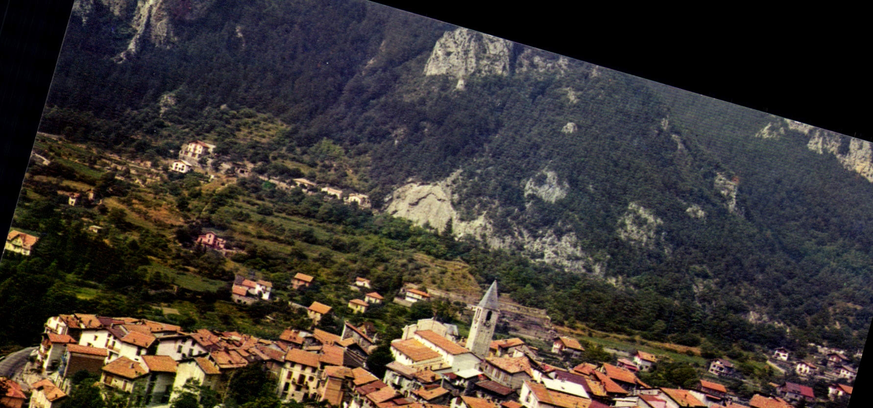Saint-Martin-Vésubie — Vue générale — Presses-Diffusion S.A. 06.127.03