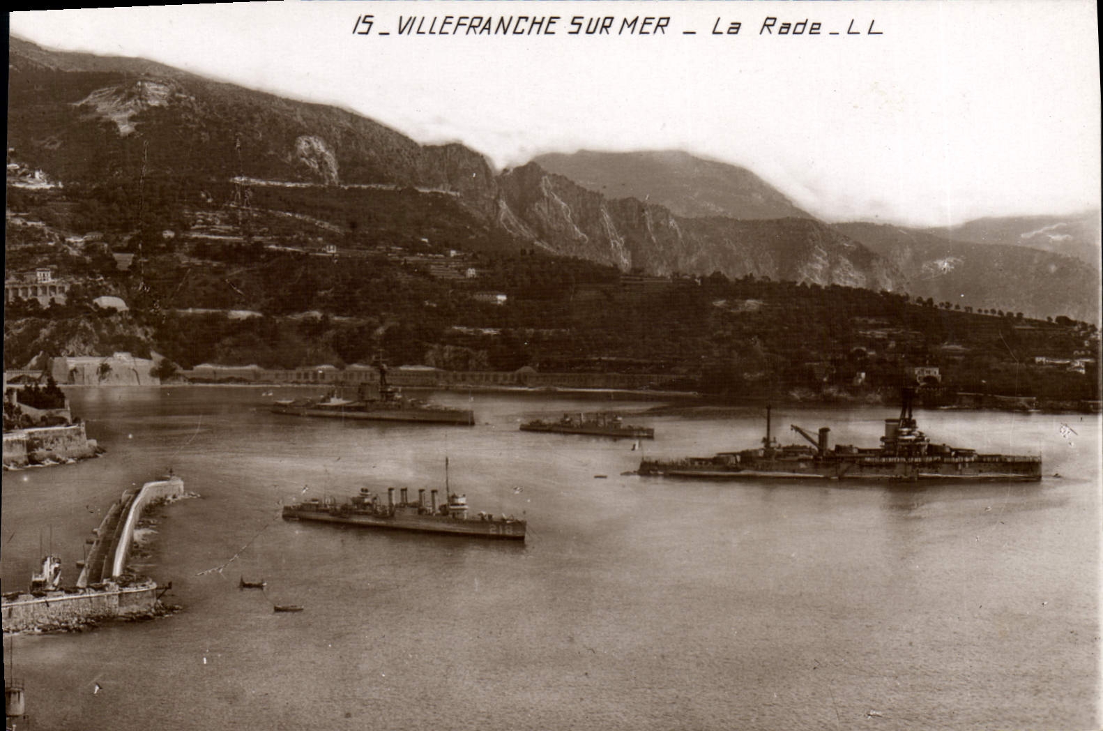 Villefranche-sur-Mer — La Rade — LL — 15