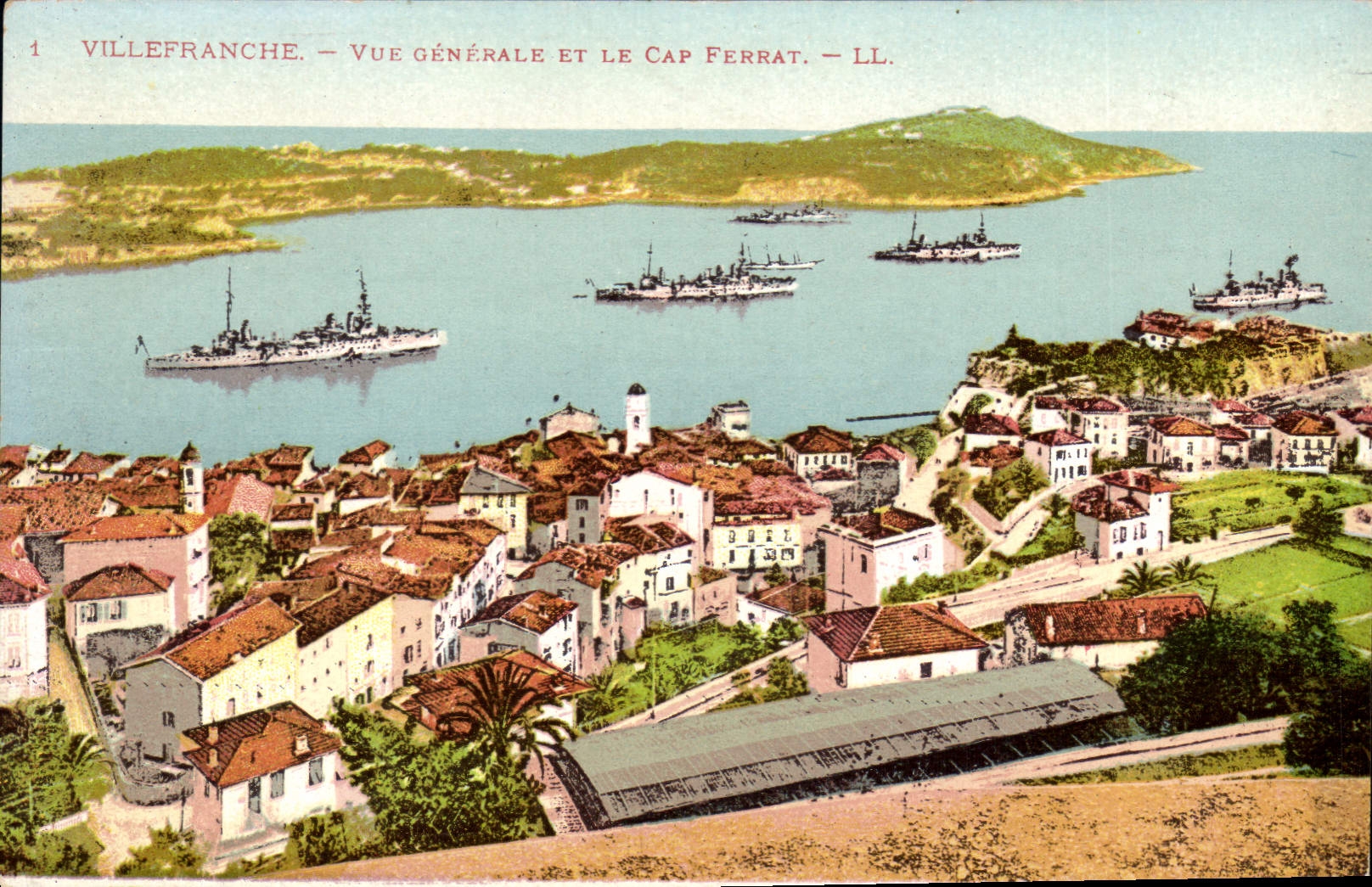 Villefranche — Vue générale et le Cap Ferrat — LL.